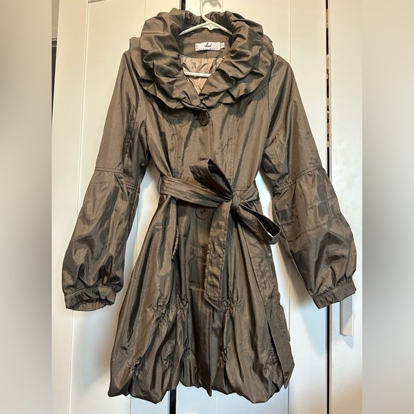 Earth Tone Cotton Blend Trench Coat with Relaxed Fit - Picture 3 of 14